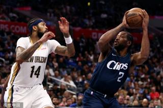 多归功于她 多归功于她